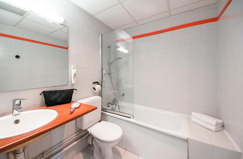 Ibis Styles Chambery Centre Gare Hotel Eksteriør billede